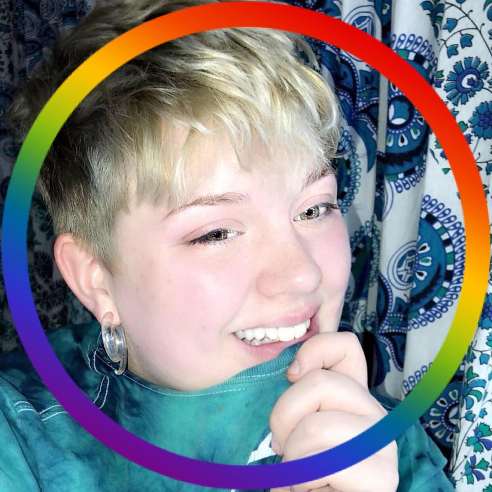 Meet your Posher, Maddie